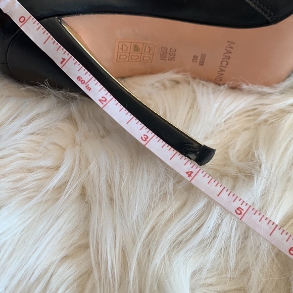 Marciano leather booties with gold heel accent 8.5 - Picture 7 of 8